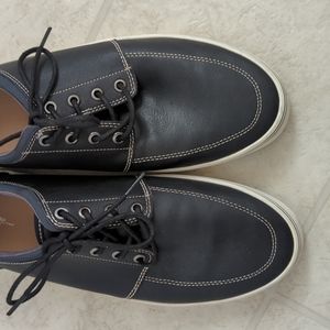 Men's casual shoes, black, size 10